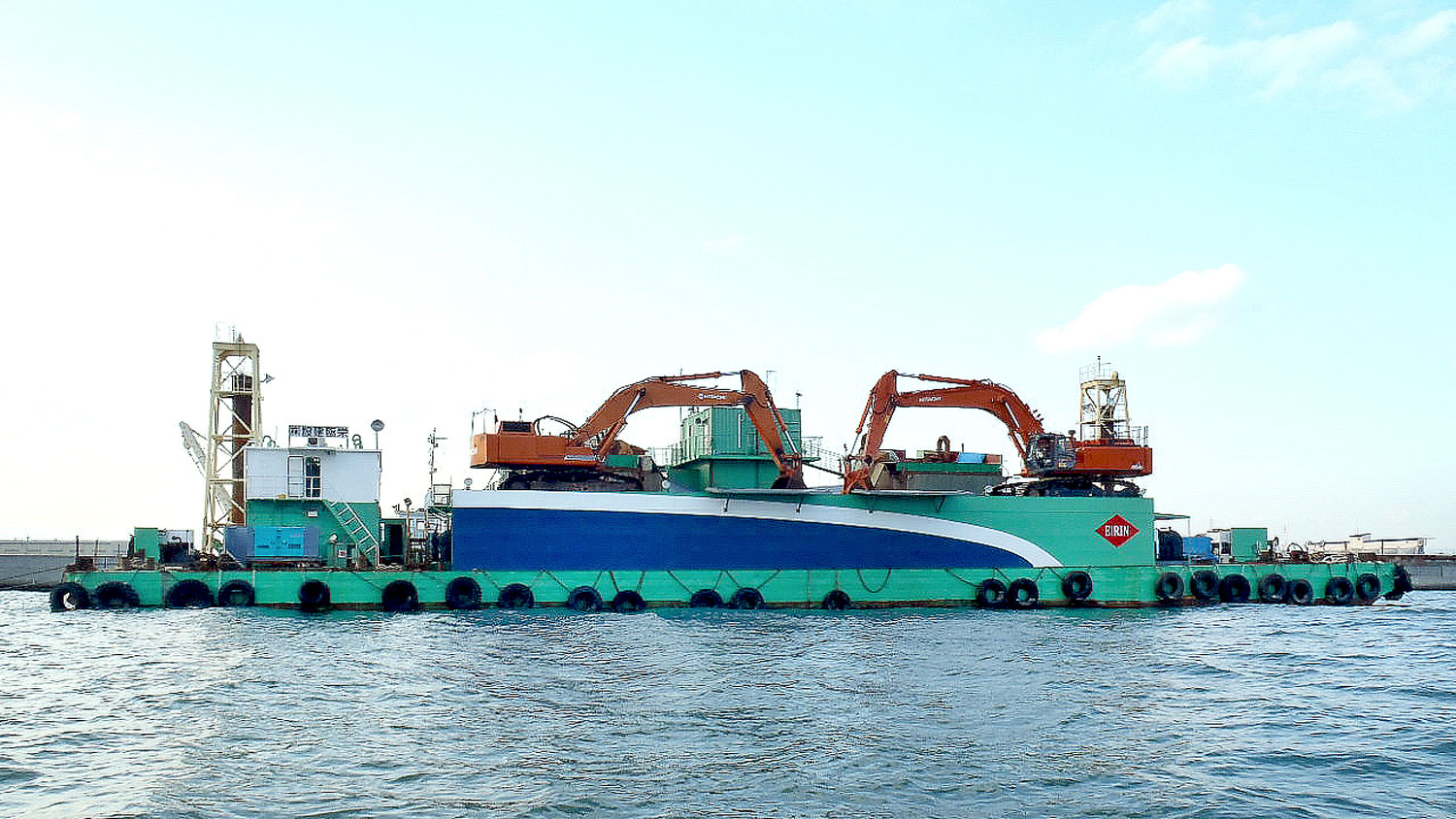 釜地区航路・泊地(-11m)外浚渫（その2）工事
